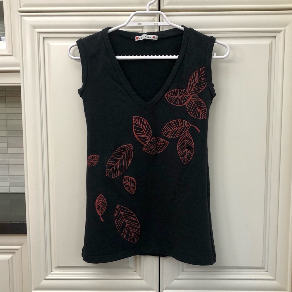 Two Hearts women’s v-neck stretchy tank top
